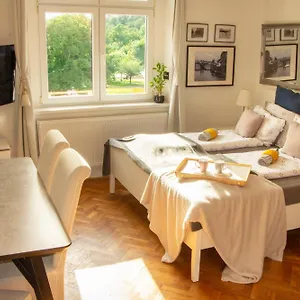 Double King Size Sunny In Castle Area Apartment Prag
